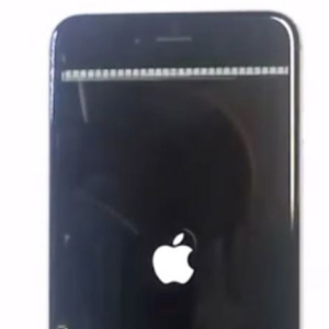 Notice the gray bar at the top of the screen? iPhone 6 and iPhone 6 Plus users are experiencing this gray bar and loss of touch. The Device Shop can help.